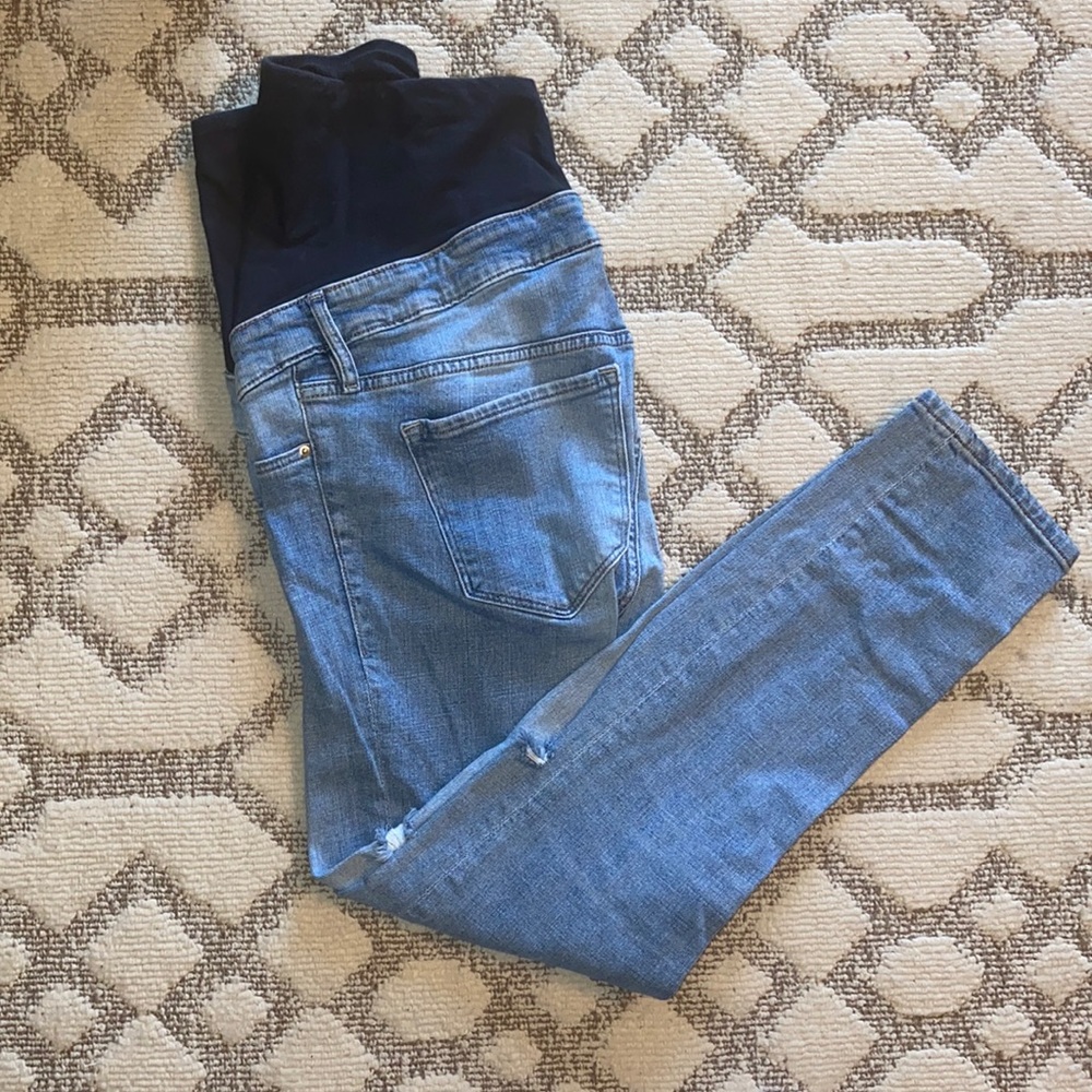 H&M maternity light wash jeans